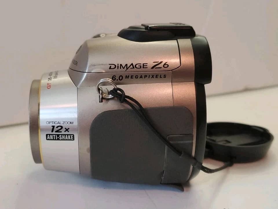 Minolta DiMAGE Z6 Digital Cameras Silver Used - Good Body Only