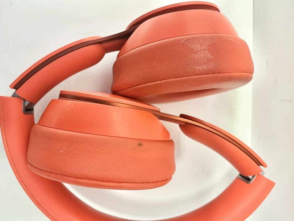 Beats Studio Pro Headphones & Earbuds Brown New