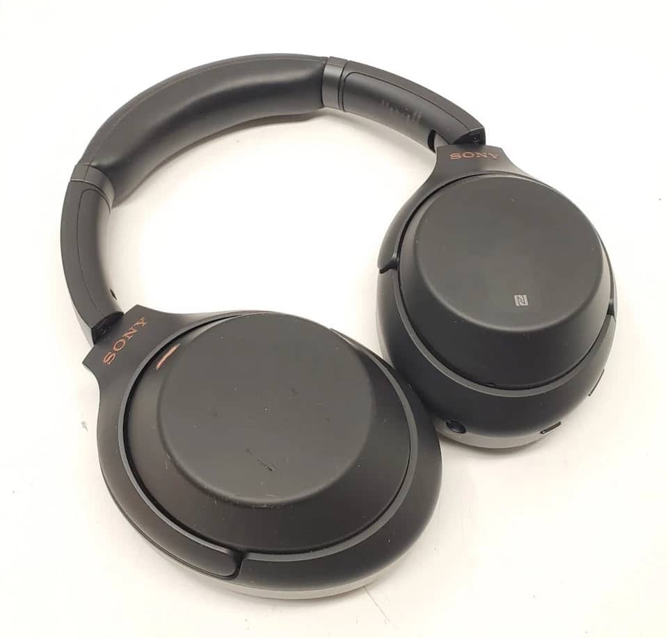 Sony WH-1000XM3 Headphones & Earbuds Black New