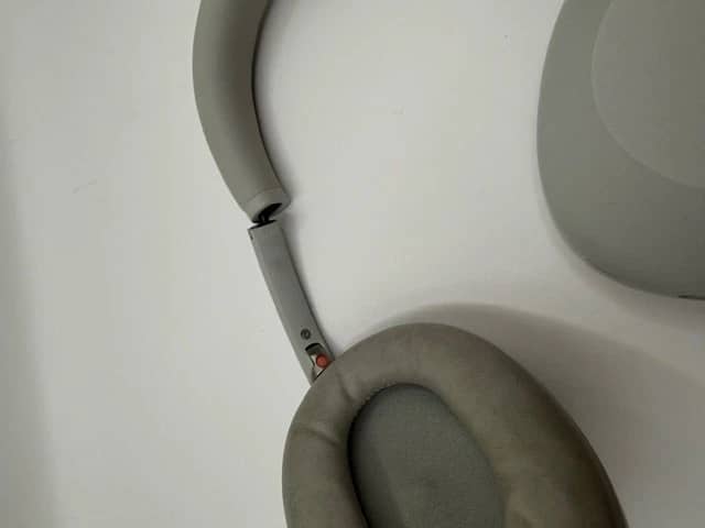 Sony WH-1000XM6 Headphones & Earbuds Black New