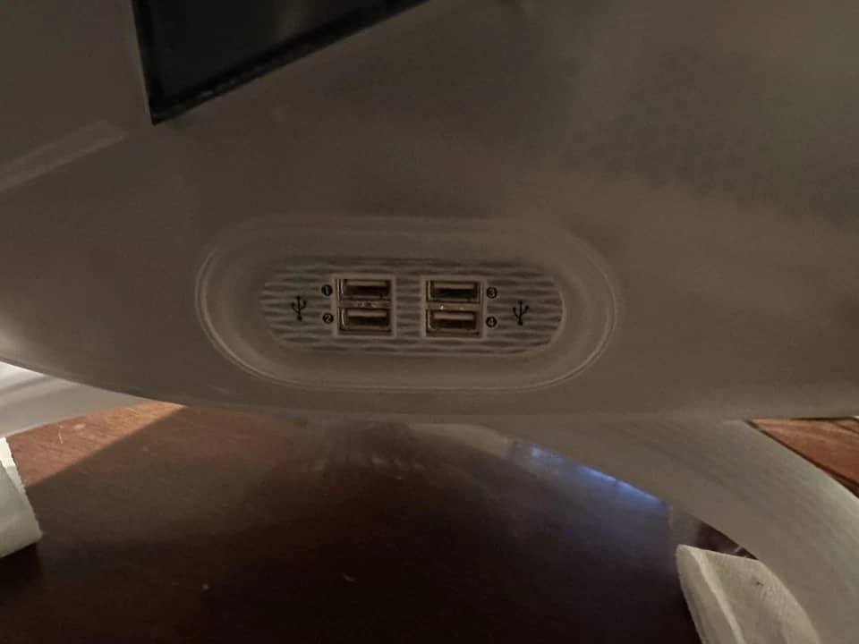 Apple Studio Display Monitors New