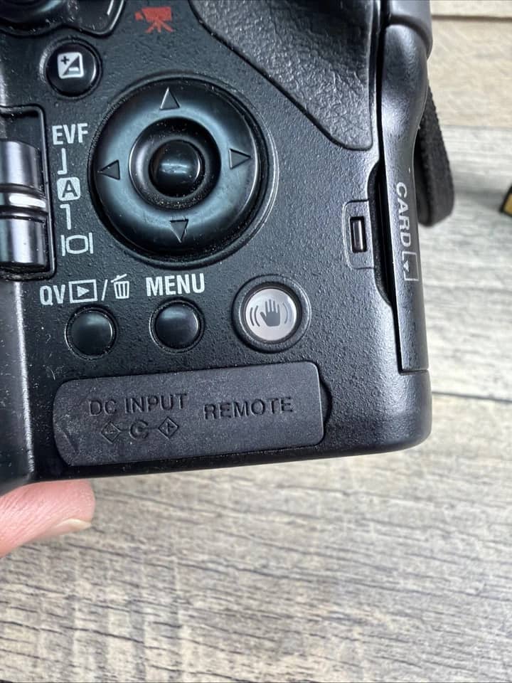 Minolta DiMAGE A1 Digital Cameras Black New Body Only