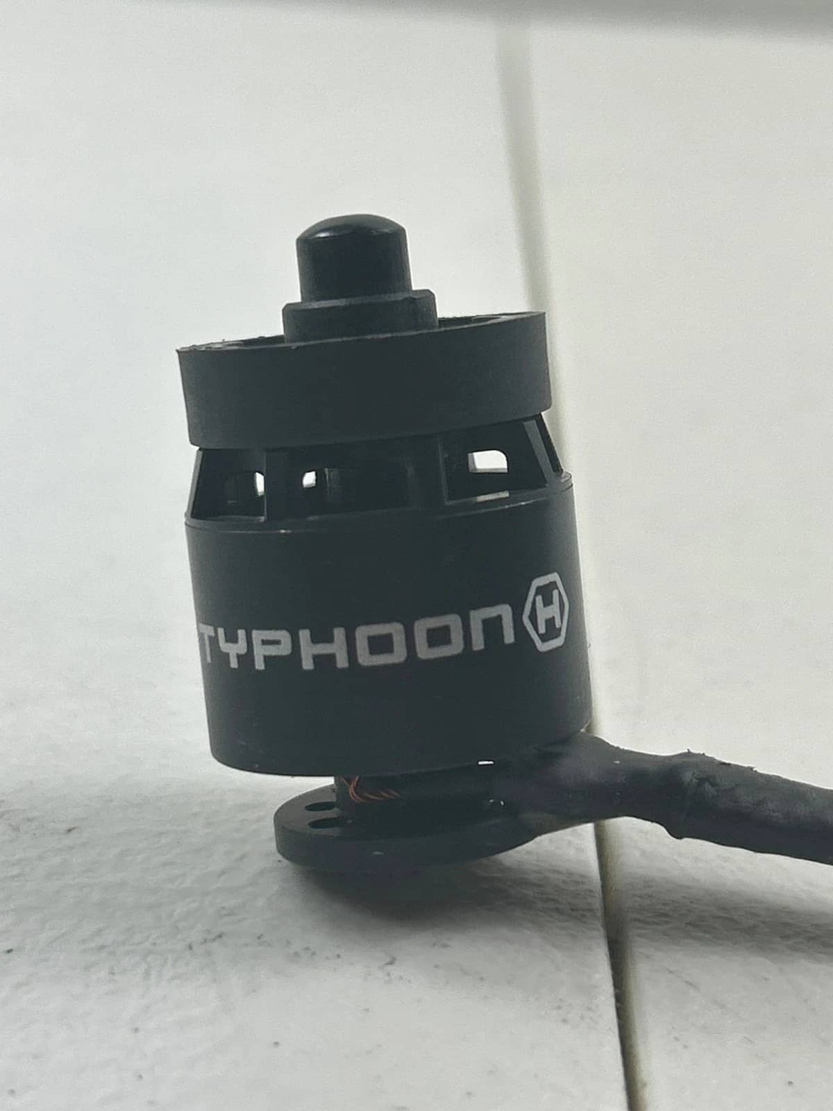 Yuneec Typhoon H Quadcopters & Multirotors New