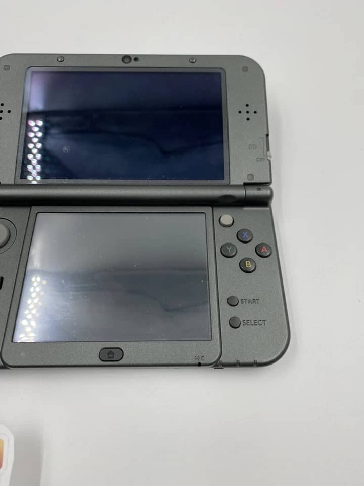 Nintendo New Nintendo 3DS XL Video Game Consoles White