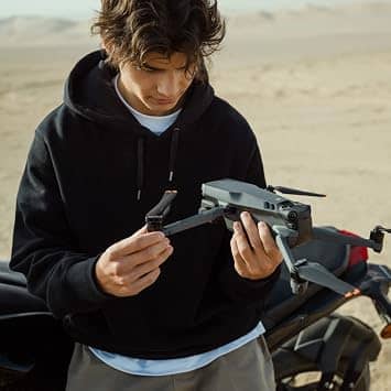 DJI Mavic 3 Quadcopters & Multirotors New