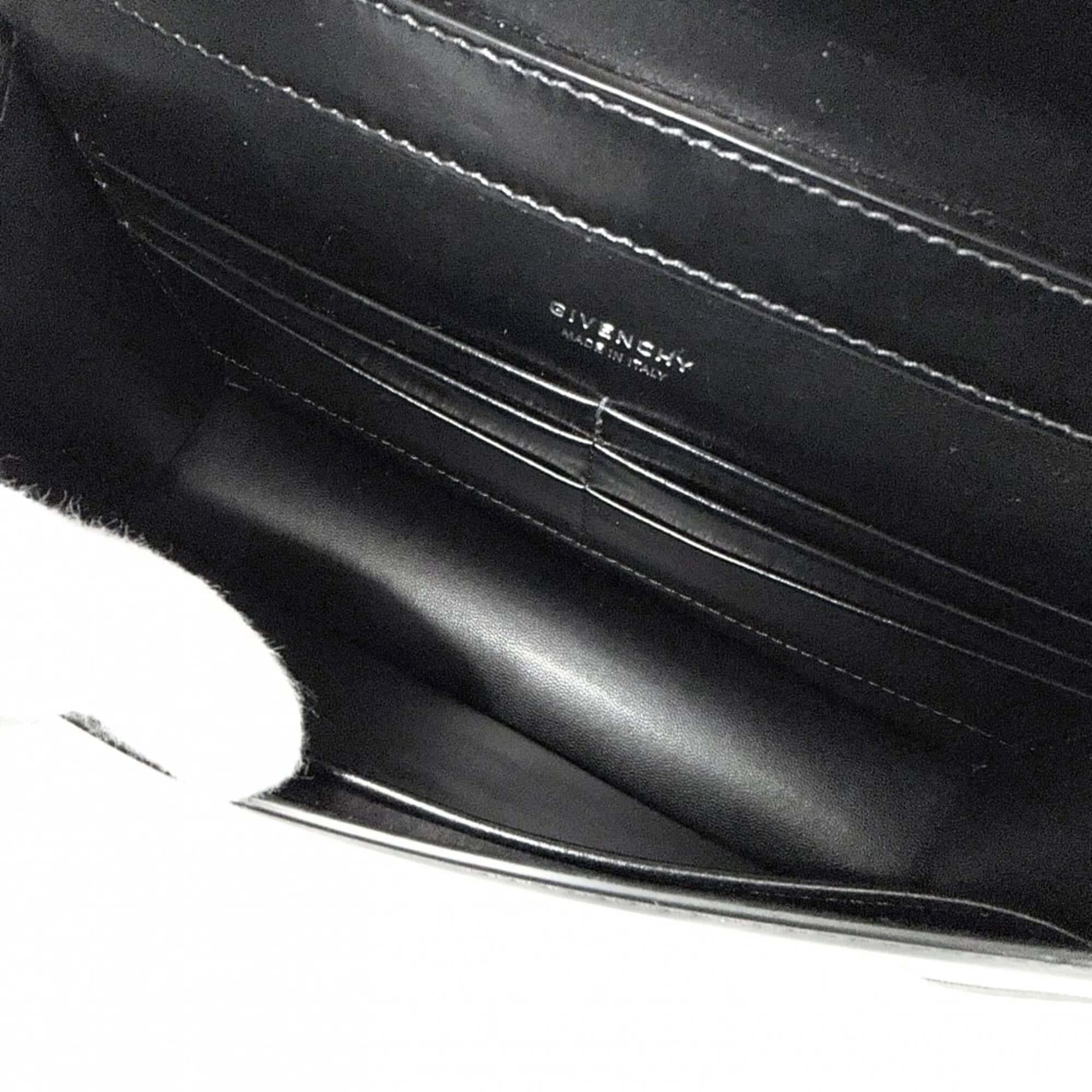 Givenchy 4G Women's bags Small Black Leather Used - Good
