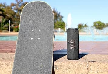 JBL Flip 6 Portable Bluetooth Speakers Teal New