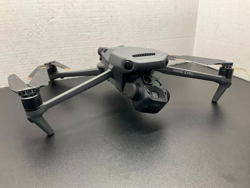 DJI Mavic 3 Pro Quadcopters & Multirotors New