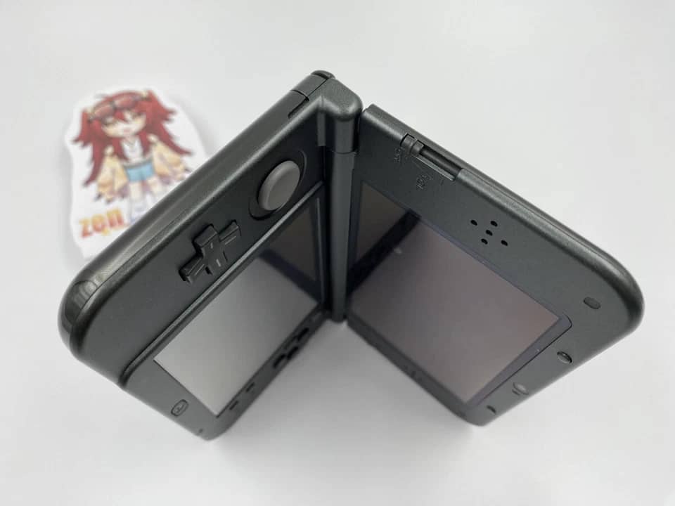 Nintendo New Nintendo 3DS XL Video Game Consoles White