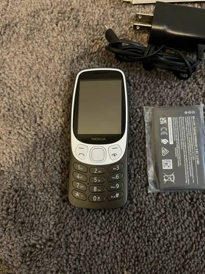 Nokia 3210 Cell Phones Gray Not specified Unlocked Open Box