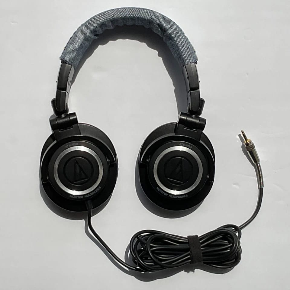 Audio-Technica ATH-M50 Headphones & Earbuds Gray New