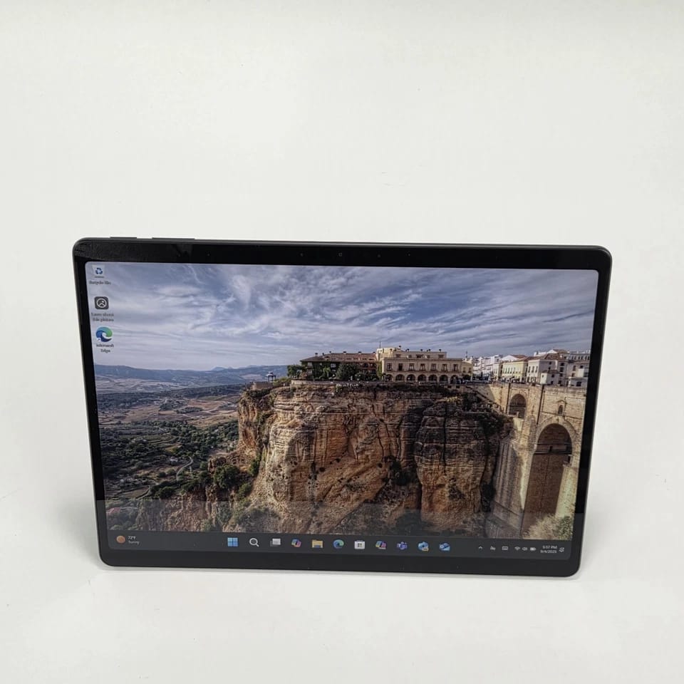 Microsoft Surface Pro 11 Tablets Silver 256GB New 13"
